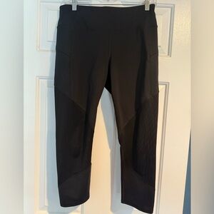 Athleta Capri Leggings